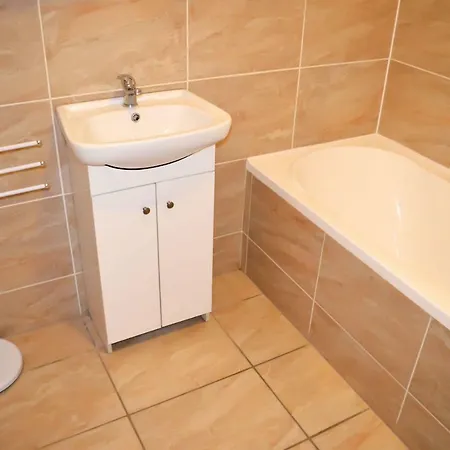 شقة Apartmanhaz