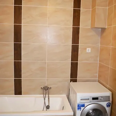 شقة Apartmanhaz